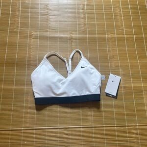 Nike, woman sports bra , size M